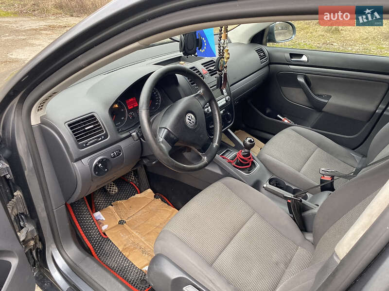 Універсал Volkswagen Golf 2009 в Старокостянтинові