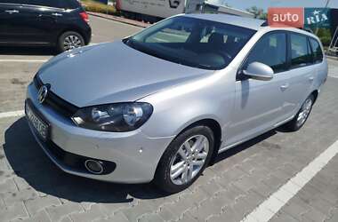 Універсал Volkswagen Golf 2012 в Стрию