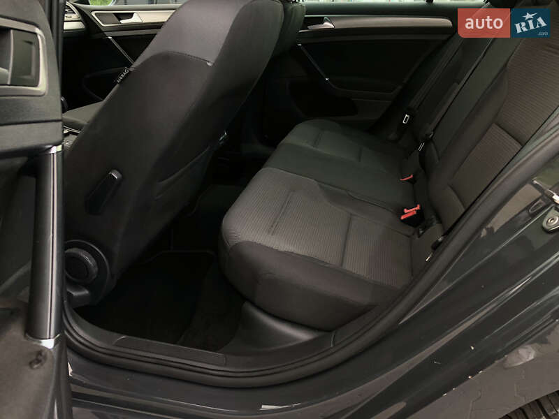 Универсал Volkswagen Golf 2014 в Мукачево