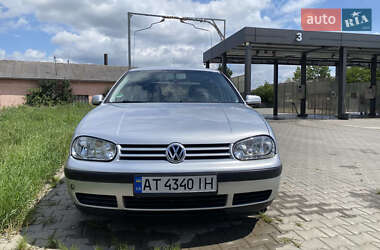Хэтчбек Volkswagen Golf 2003 в Верховине