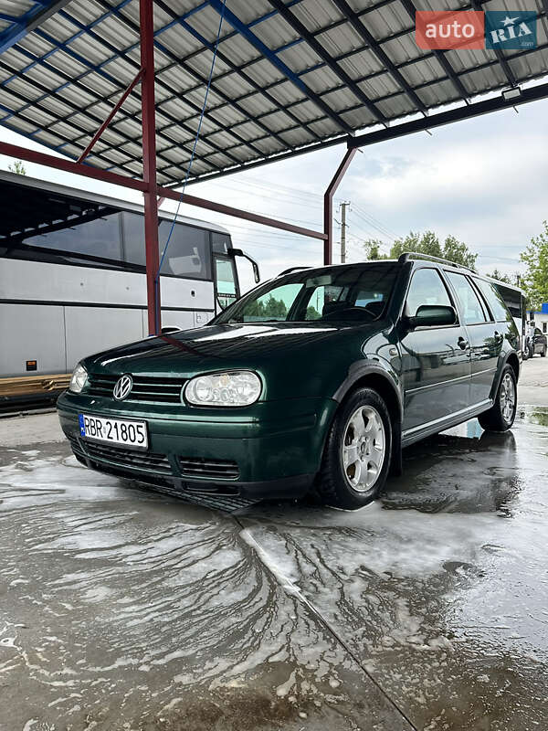 Volkswagen Golf 2003