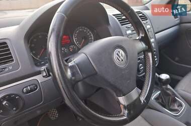 Хетчбек Volkswagen Golf 2006 в Могилів-Подільському