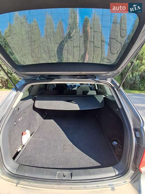 Универсал Volkswagen Golf 2008 в Самборе