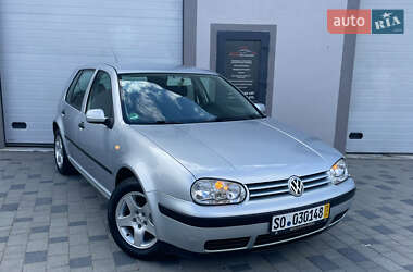 Хетчбек Volkswagen Golf 2001 в Дрогобичі