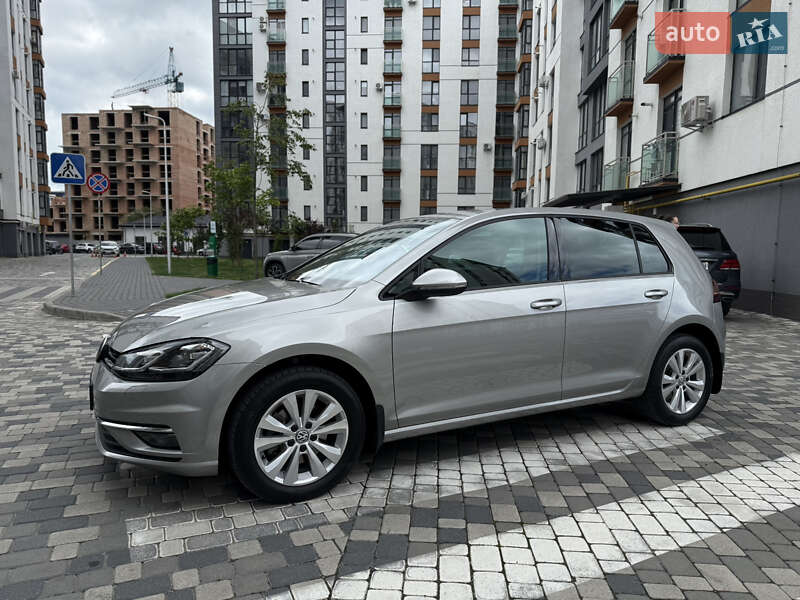 Volkswagen Golf 2020