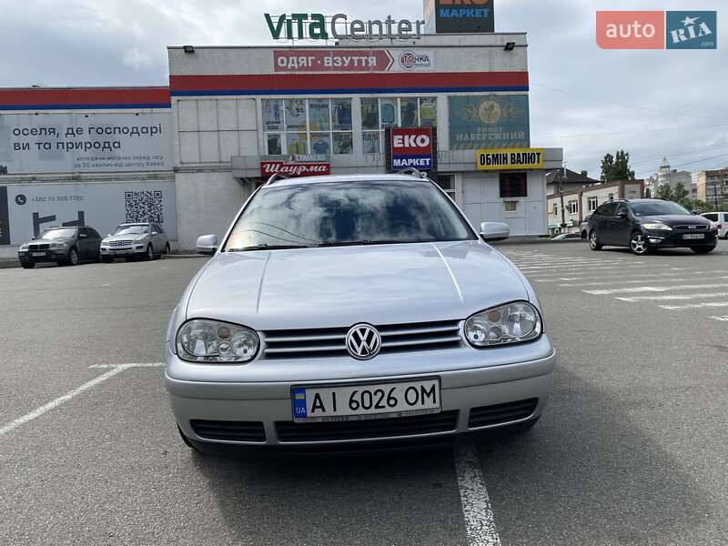 Універсал Volkswagen Golf 2006 в Вишгороді