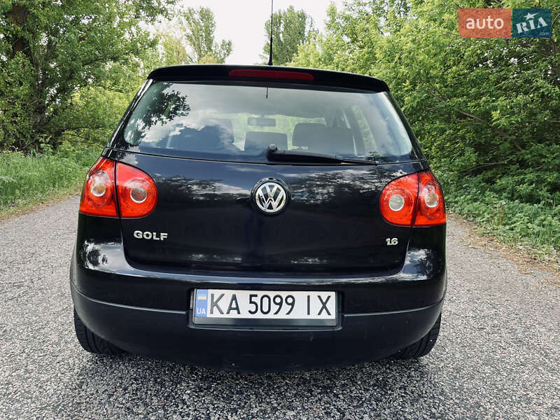 Хэтчбек Volkswagen Golf 2005 в Киеве фото 5 Хэтчбек Volkswagen Golf 2005 в Киеве