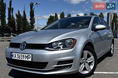 Универсал Volkswagen Golf 2015 в Киеве