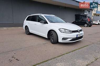 Универсал Volkswagen Golf 2020 в Львове