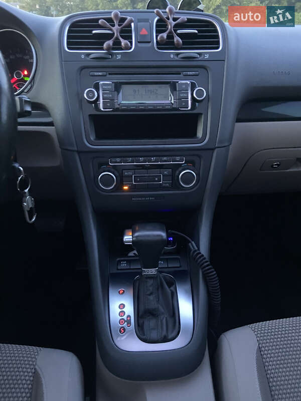 Универсал Volkswagen Golf 2009 в Житомире фото 21 Универсал Volkswagen Golf 2009 в Житомире