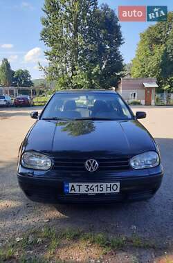 Хетчбек Volkswagen Golf 2002 в Надвірній