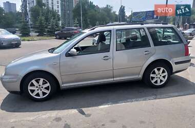 Універсал Volkswagen Golf 2004 в Дніпрі
