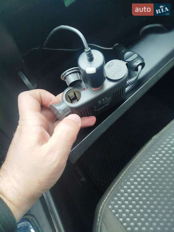 Хетчбек Volkswagen Golf 1999 в Києві