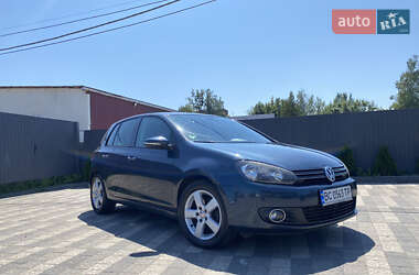 Хетчбек Volkswagen Golf 2010 в Львові