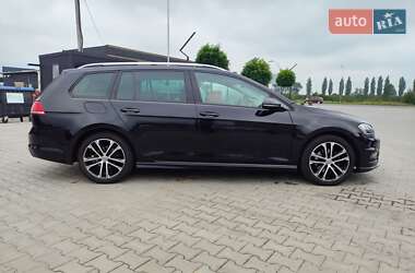 Универсал Volkswagen Golf 2014 в Черновцах