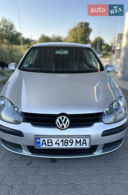 Хетчбек Volkswagen Golf 2004 в Тульчині