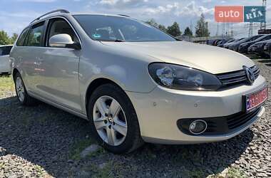 Універсал Volkswagen Golf 2010 в Луцьку
