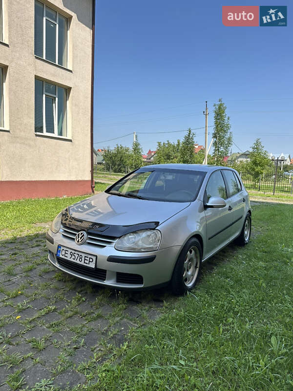Volkswagen Golf 2004
