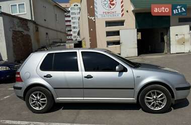 Хэтчбек Volkswagen Golf 2003 в Каменец-Подольском