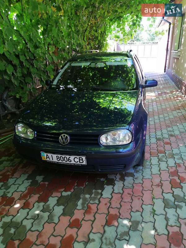 Volkswagen Golf 2003