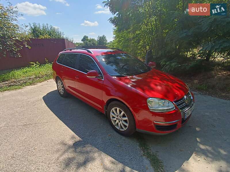 Універсал Volkswagen Golf 2008 в Рівному