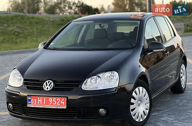 Хэтчбек Volkswagen Golf 2007 в Звягеле