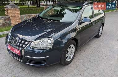 Универсал Volkswagen Golf 2008 в Звягеле