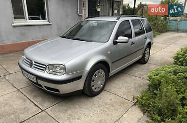 Універсал Volkswagen Golf 2002 в Бердичеві