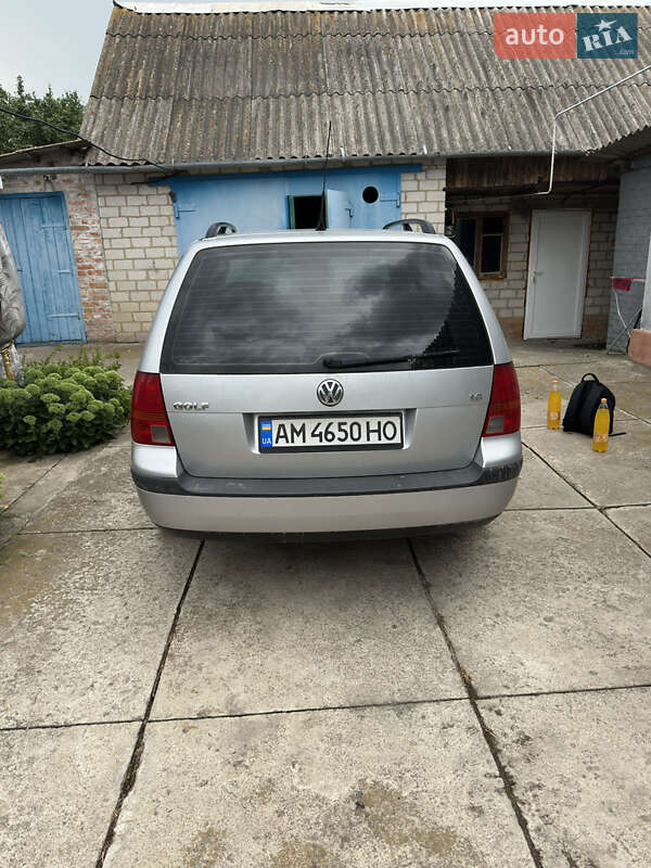 Універсал Volkswagen Golf 2002 в Бердичеві