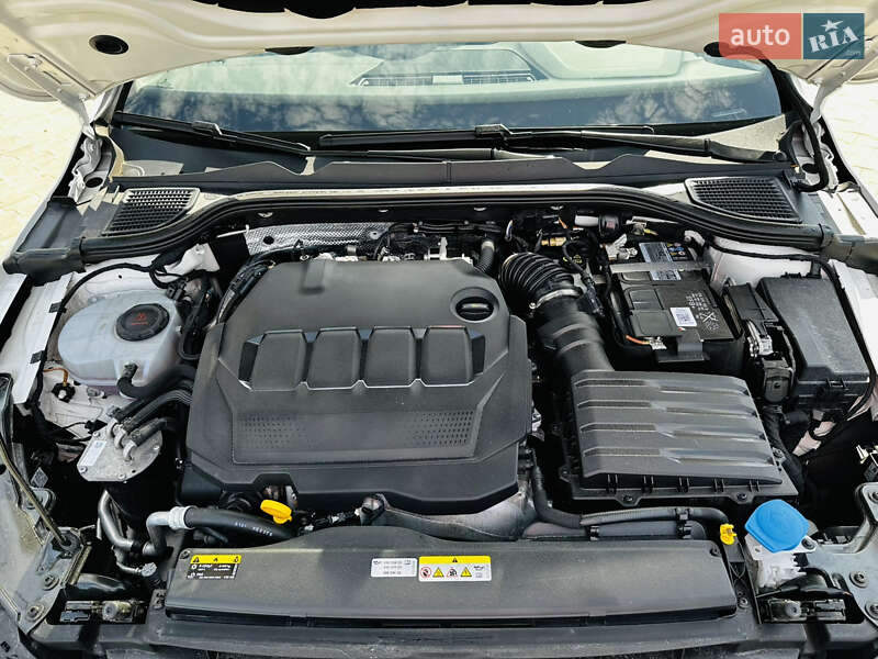 Універсал Volkswagen Golf 2021 в Луцьку