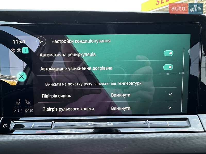 Універсал Volkswagen Golf 2021 в Луцьку