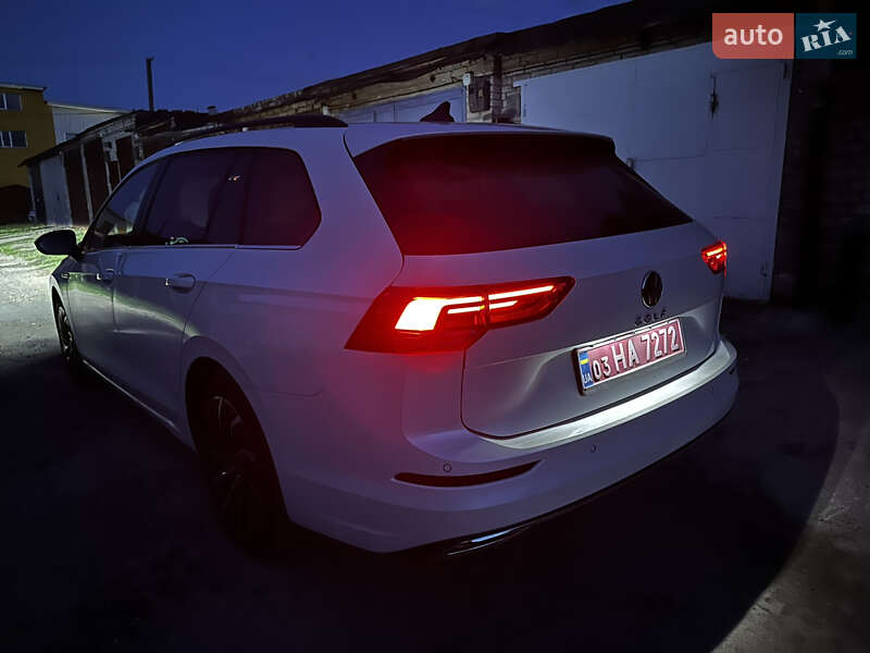 Універсал Volkswagen Golf 2021 в Луцьку