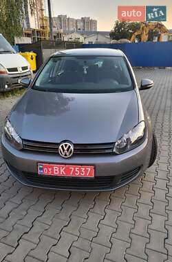 Хетчбек Volkswagen Golf 2009 в Луцьку