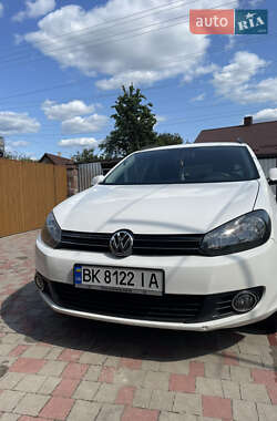 Універсал Volkswagen Golf 2009 в Березному