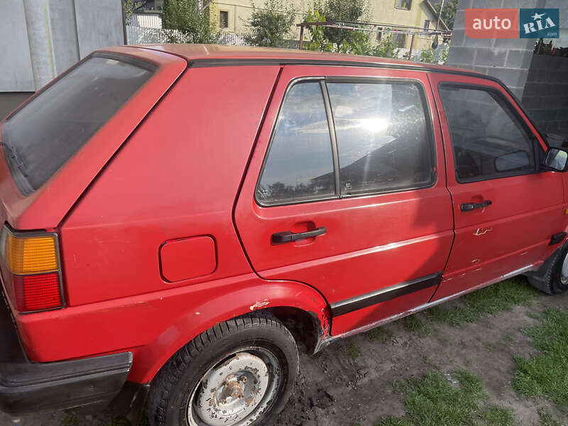 Хетчбек Volkswagen Golf 1990 в Почаєві