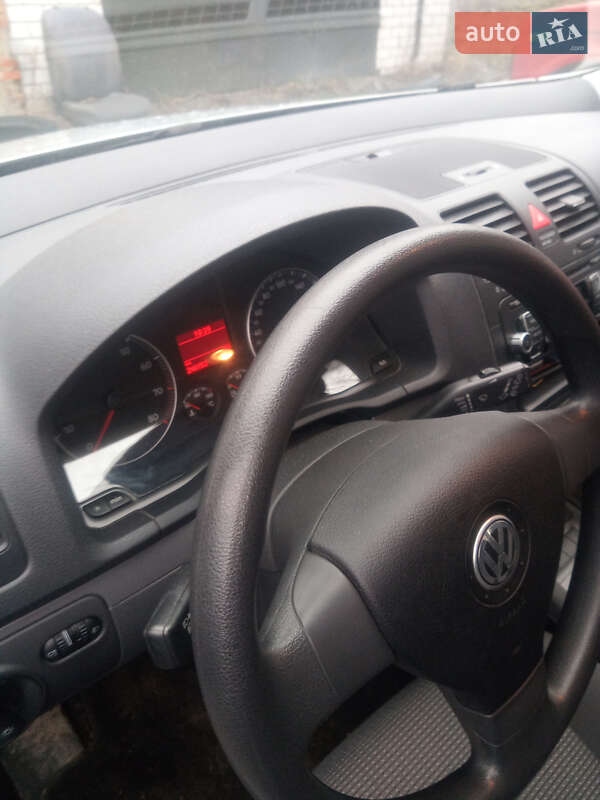 Універсал Volkswagen Golf 2009 в Житомирі