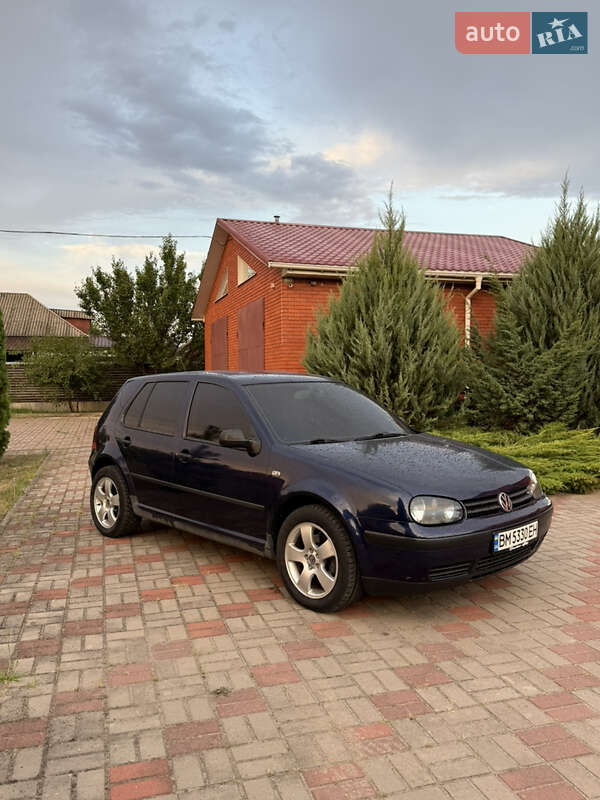 Volkswagen Golf 2001