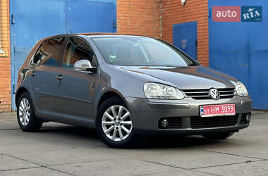 Хэтчбек Volkswagen Golf 2008 в Лубнах