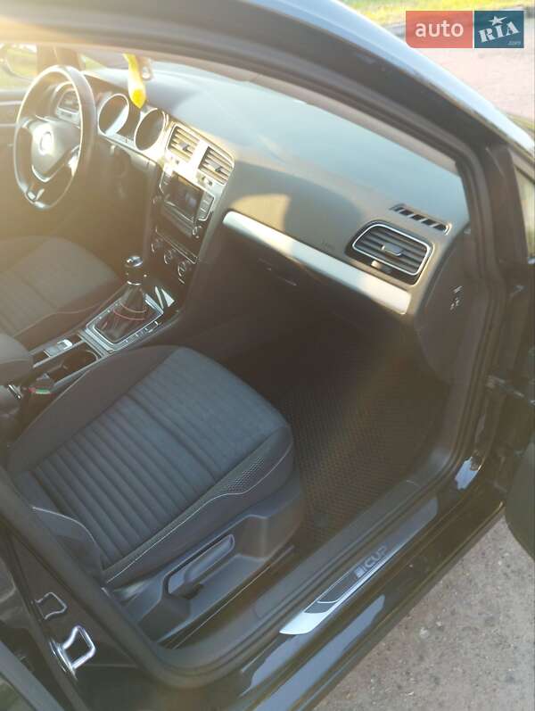 Універсал Volkswagen Golf 2015 в Пирятині