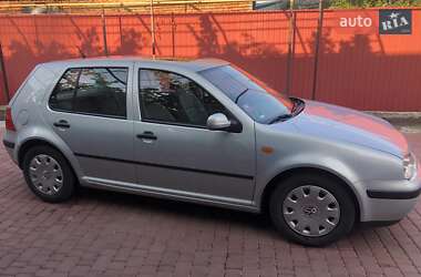 Хэтчбек Volkswagen Golf 1998 в Одессе