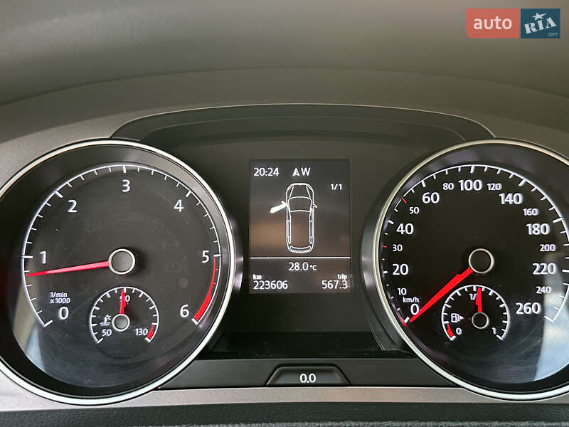 Універсал Volkswagen Golf 2015 в Львові