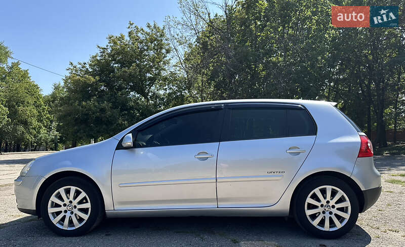 Хетчбек Volkswagen Golf 2007 в Харкові