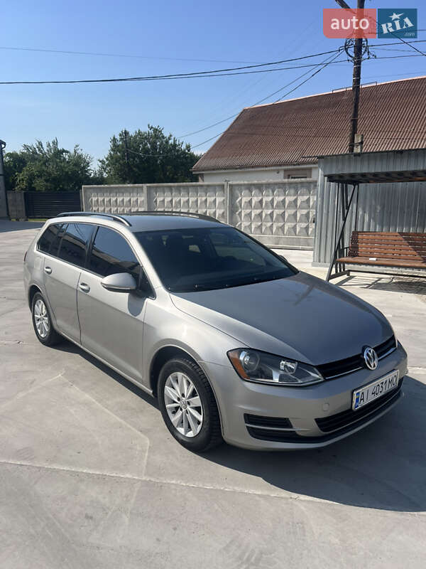 Універсал Volkswagen Golf 2017 в Білій Церкві