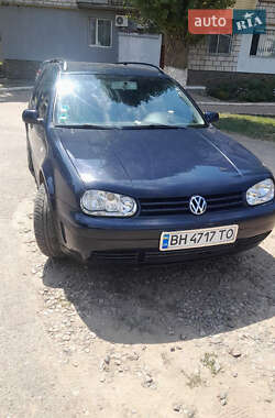 Універсал Volkswagen Golf 2002 в Ізмаїлі