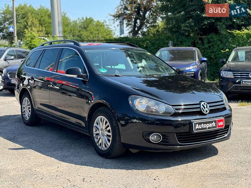 Універсал Volkswagen Golf 2011 в Вінниці