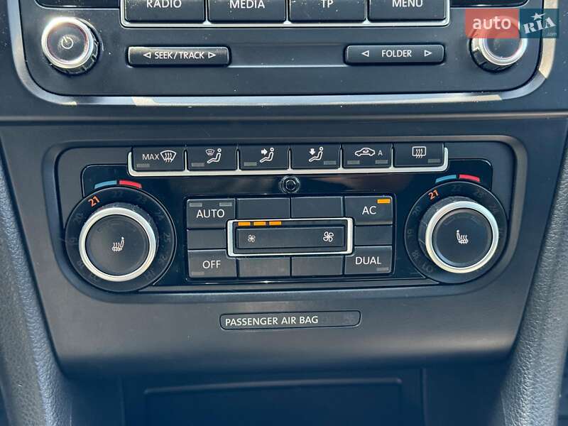 Універсал Volkswagen Golf 2011 в Вінниці