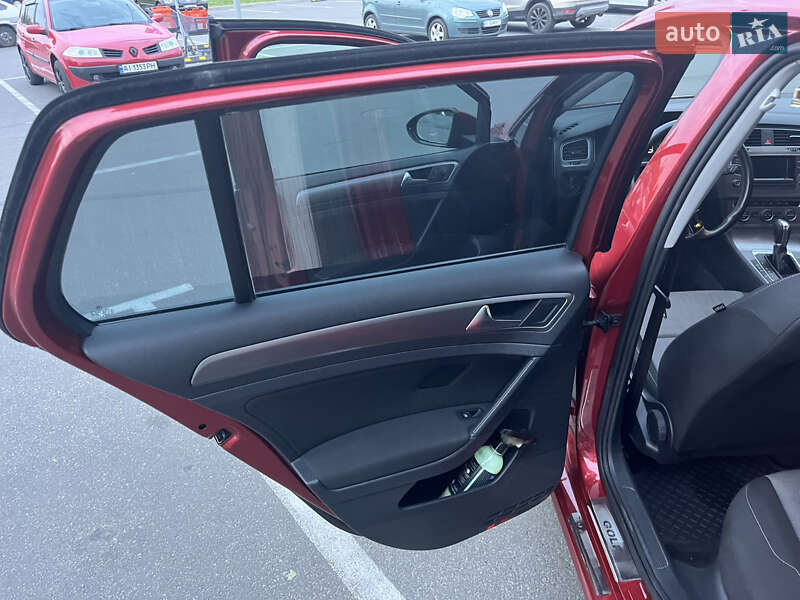 Хэтчбек Volkswagen Golf 2012 в Киеве фото 13 Хэтчбек Volkswagen Golf 2012 в Киеве