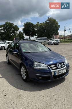 Універсал Volkswagen Golf 2007 в Чернівцях