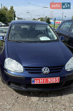 Хэтчбек Volkswagen Golf 2005 в Луцке