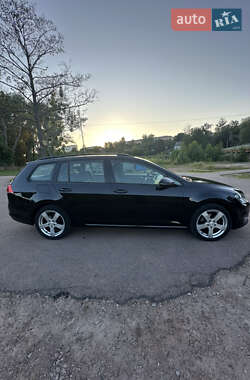 Универсал Volkswagen Golf 2014 в 